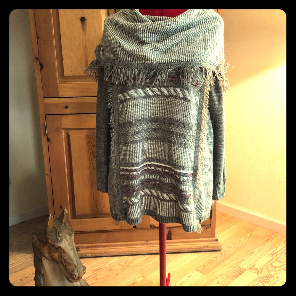 Knox Rose long sweater sz S